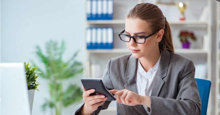 Payroll Compliance Tips for Dubai Employers